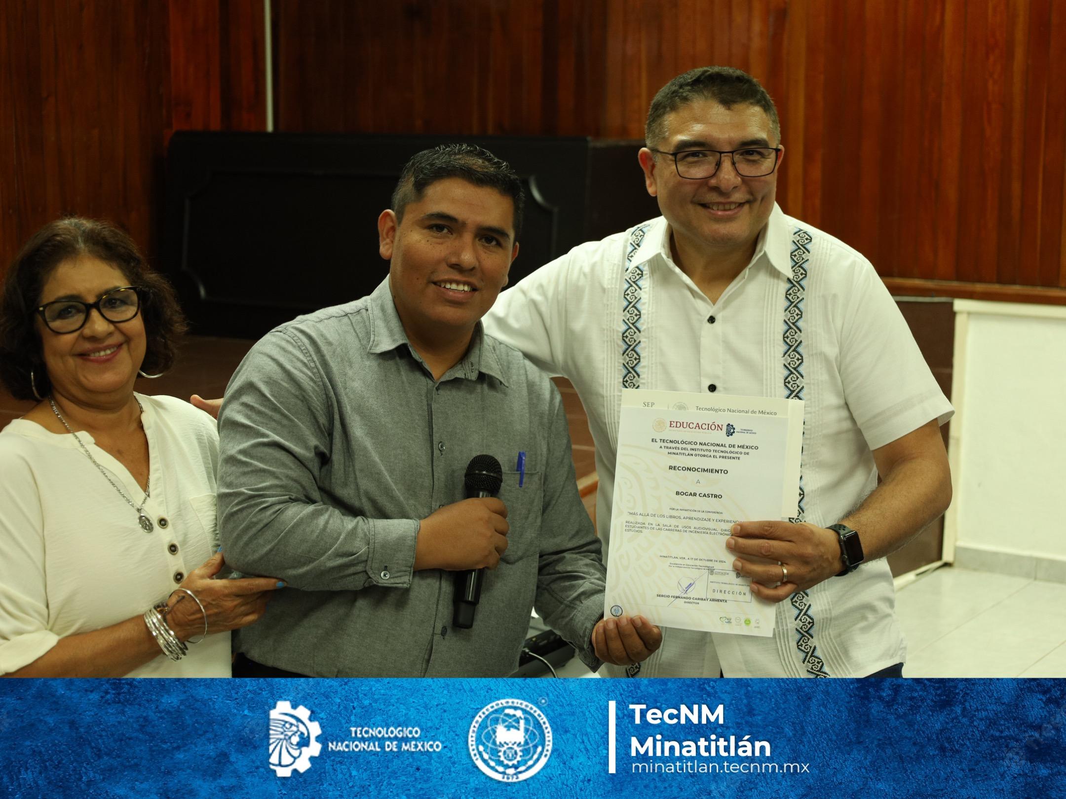 CONFERENCIA “MÁS ALLÁ DE LOS LIBROS: APRENDIZAJE Y EXPERIENCIAS DEL TEC” EN EL INSTITUTO TECNOLÓGICO DE MINATITLÁN