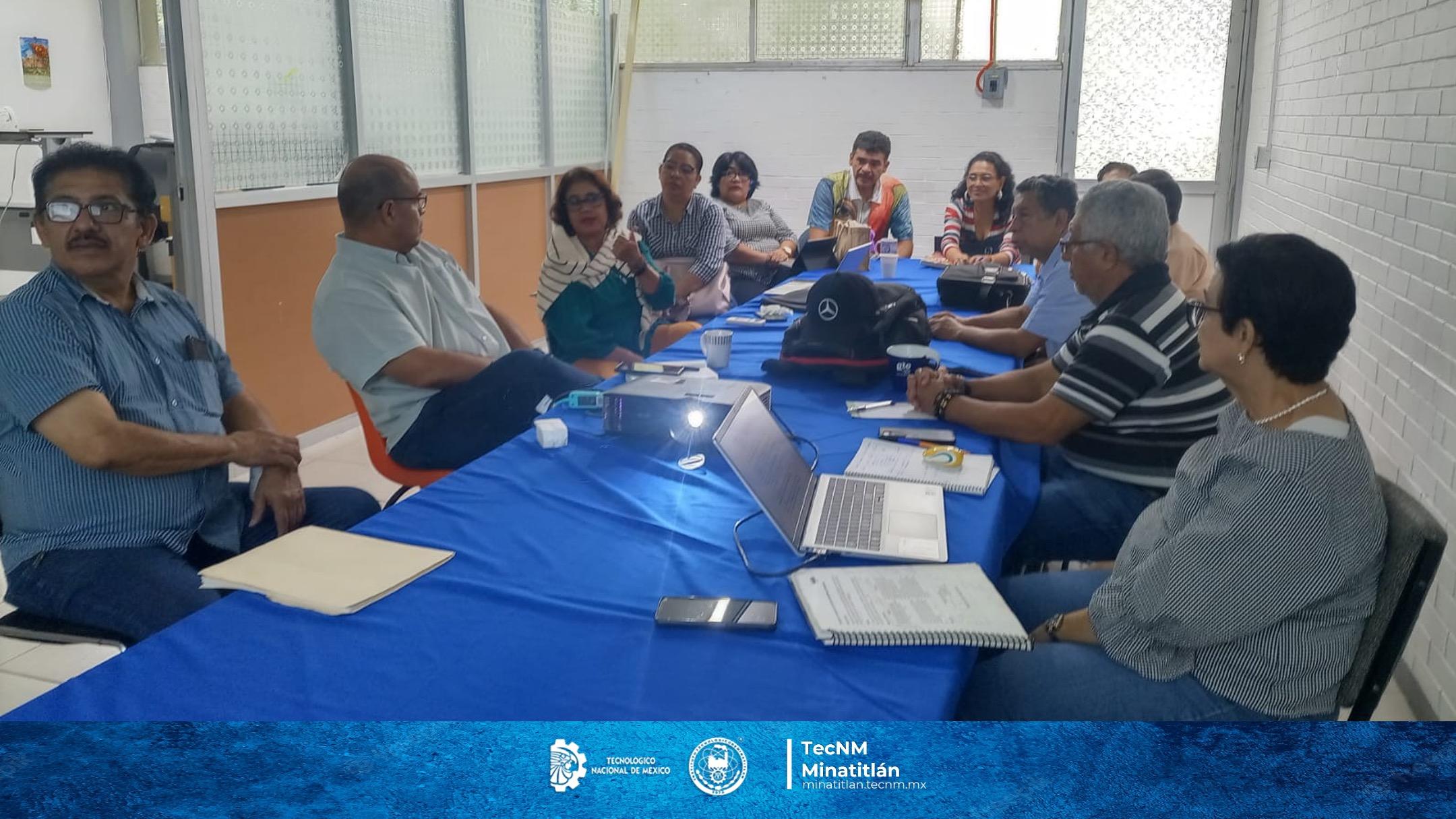 REUNIÓN DE TRABAJO PARA GESTIONAR LA EXTENSIÓN DE LA REACREDITACIÓN DE LA CARRERA DE INGENIERÍA ELECTRÓNICA POR CINCO AÑOS EN EL TECMINA