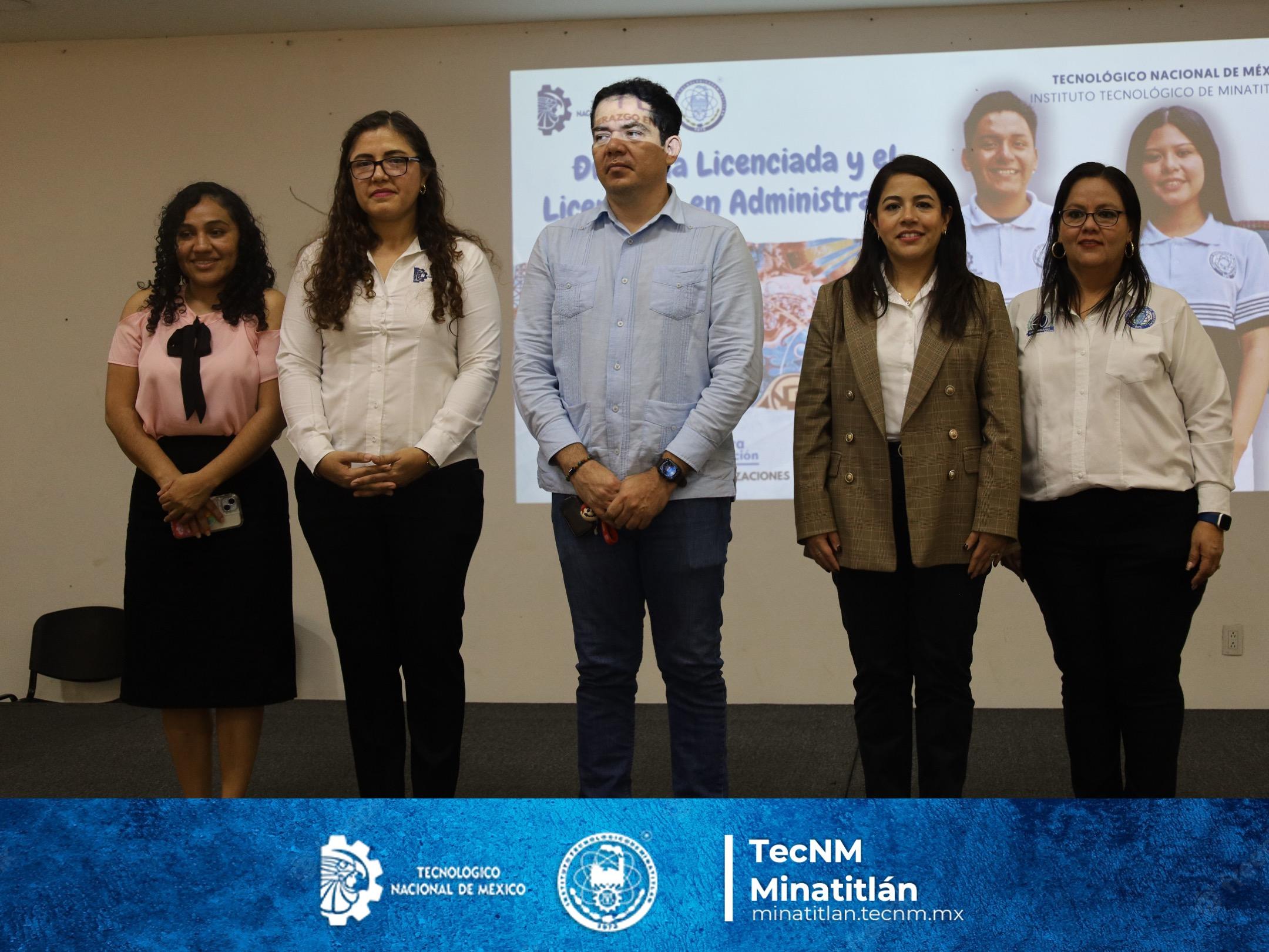 ENTREGA DE RECONOCIMIENTOS EN EL DÍA DE LA LICENCIADA Y EL LICENCIADO EN ADMINISTRACIÓN EN EL INSTITUTO TECNOLÓGICO DE MINATITLÁN