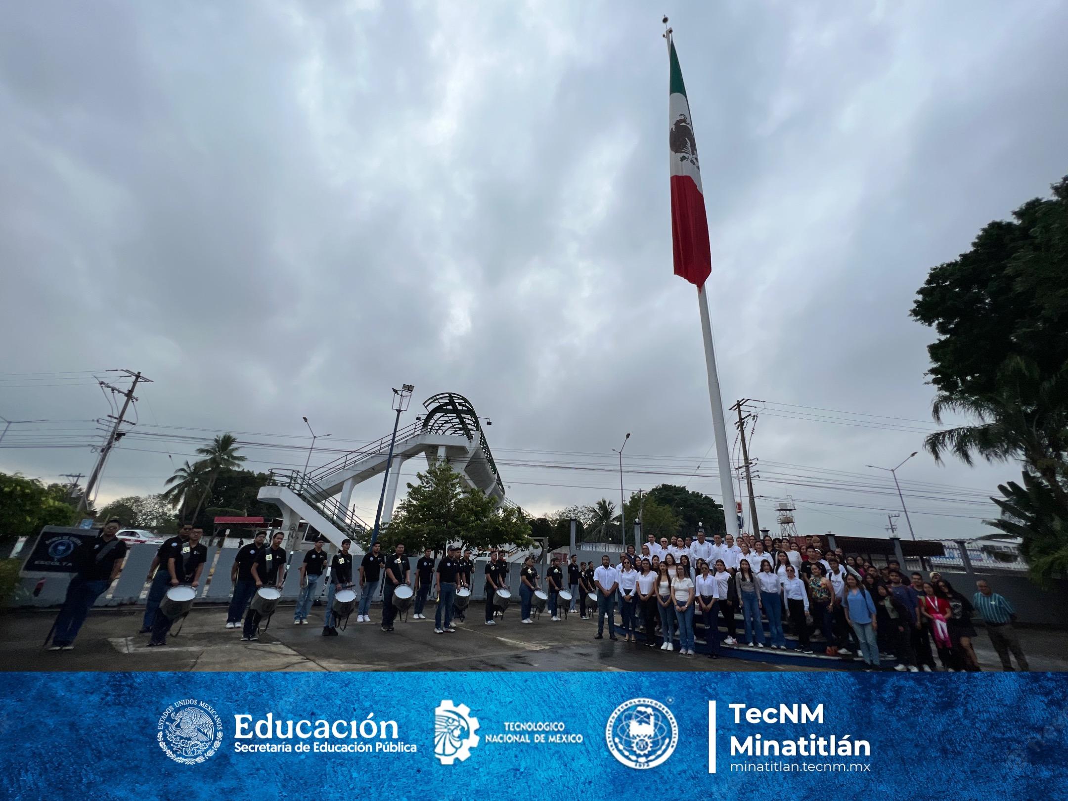 EL TECNOLÓGICO DE MINATITLÁN CONMEMORA EL 108 ANIVERSARIO DE LA PROMULGACIÓN DE LA CONSTITUCIÓN MEXICANA DE 1917 CON SOLEMNE IZAMIENTO DE LA BANDERA