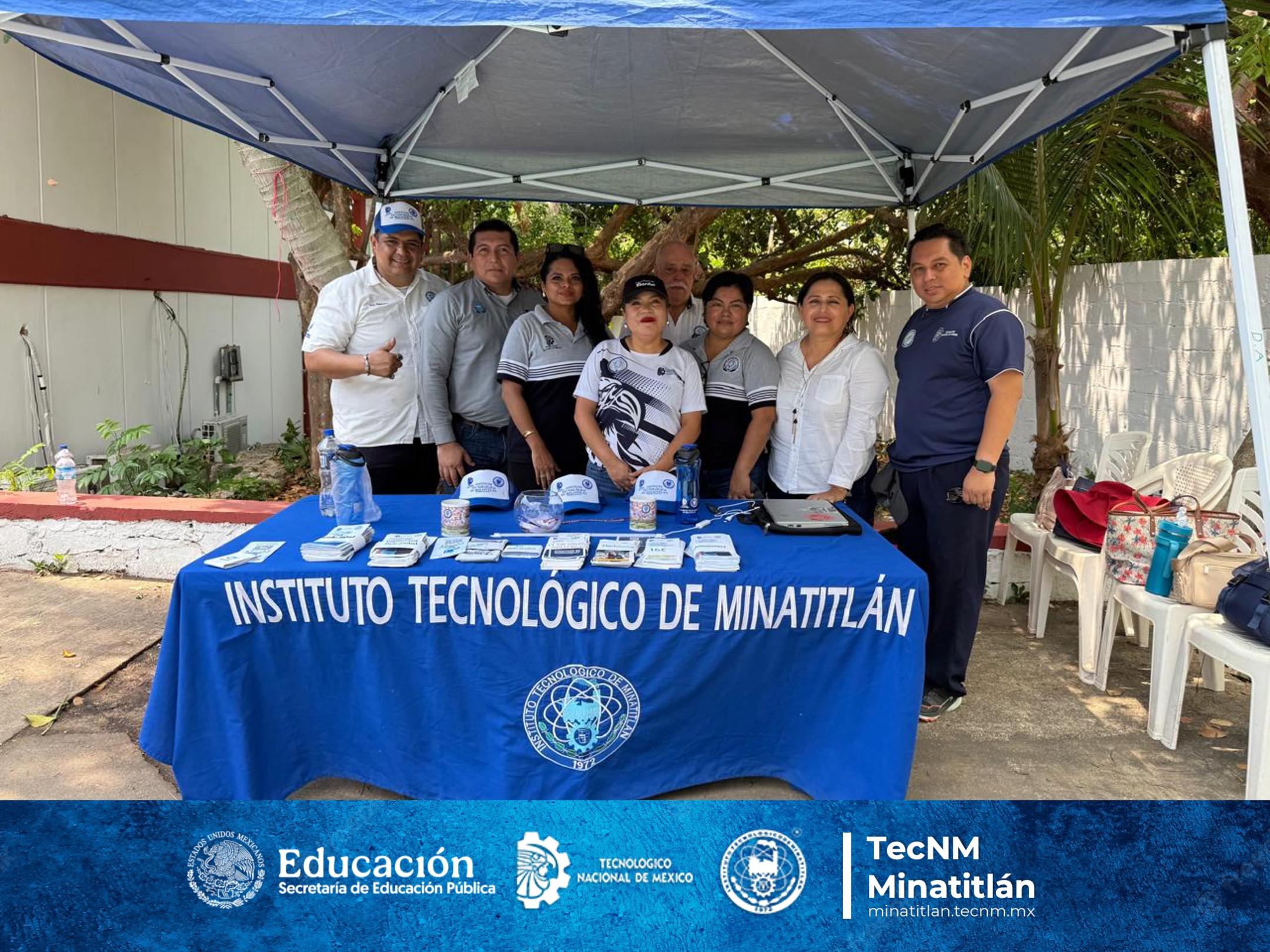 TEC DE MINA PARTICIPA EN LA FERIA PROFESIOGRÁFICA DEL CETIS NO. 79 EN COATZACOALCOS