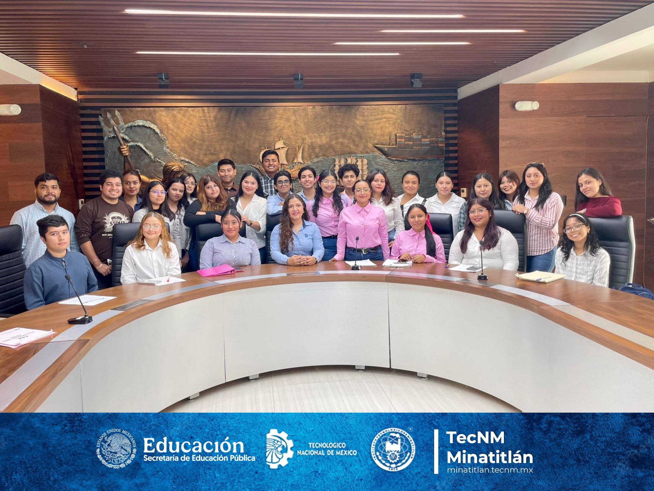 ESTUDIANTES DE LA LICENCIATURA EN ADMINISTRACIÓN DEL TECNOLÓGICO DE MINATITLÁN REALIZAN VISITA INDUSTRIAL AL PUERTO DE COATZACOALCOS (ASIPONA)