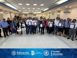 TECMINA ENTREGA RECONOCIMIENTOS Y MEDALLAS POR 30 Y 40 AÑOS DE SERVICIO AL PERSONAL DOCENTE