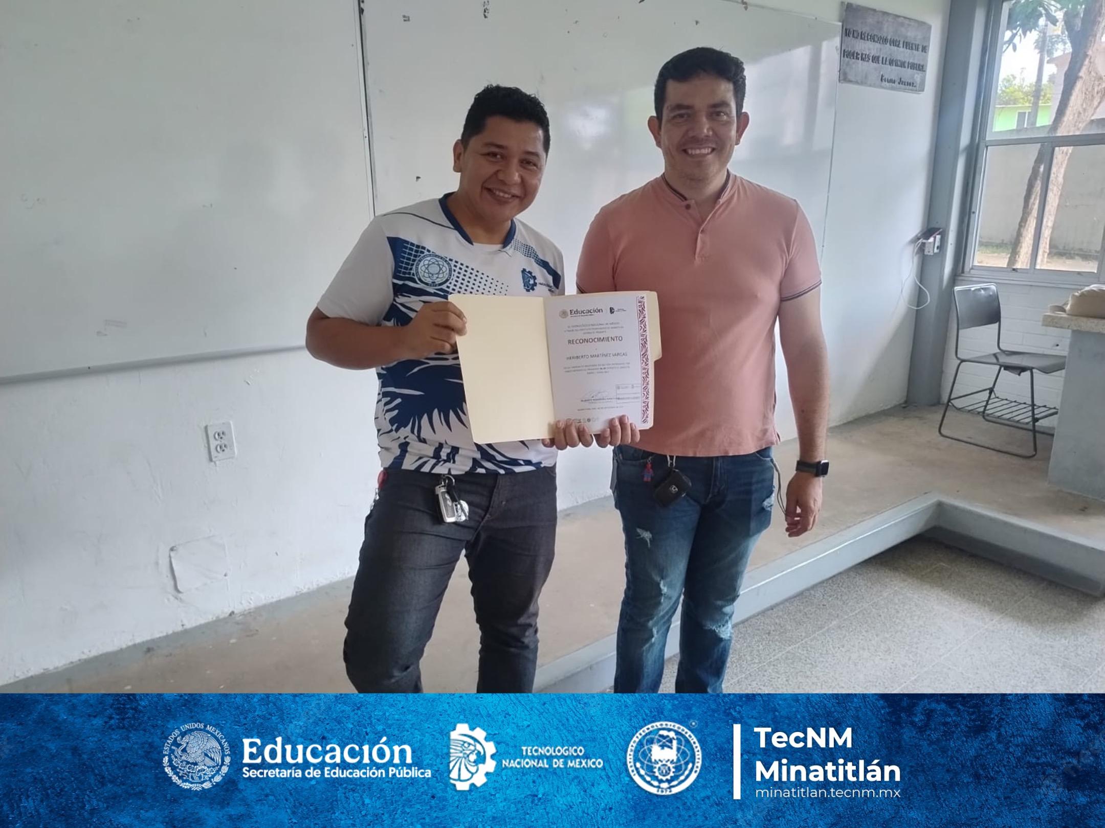 VISITA DE BIENVENIDA DEL SUBDIRECTOR ACADÉMICO A ESTUDIANTES DE LA MODALIDAD MIXTA