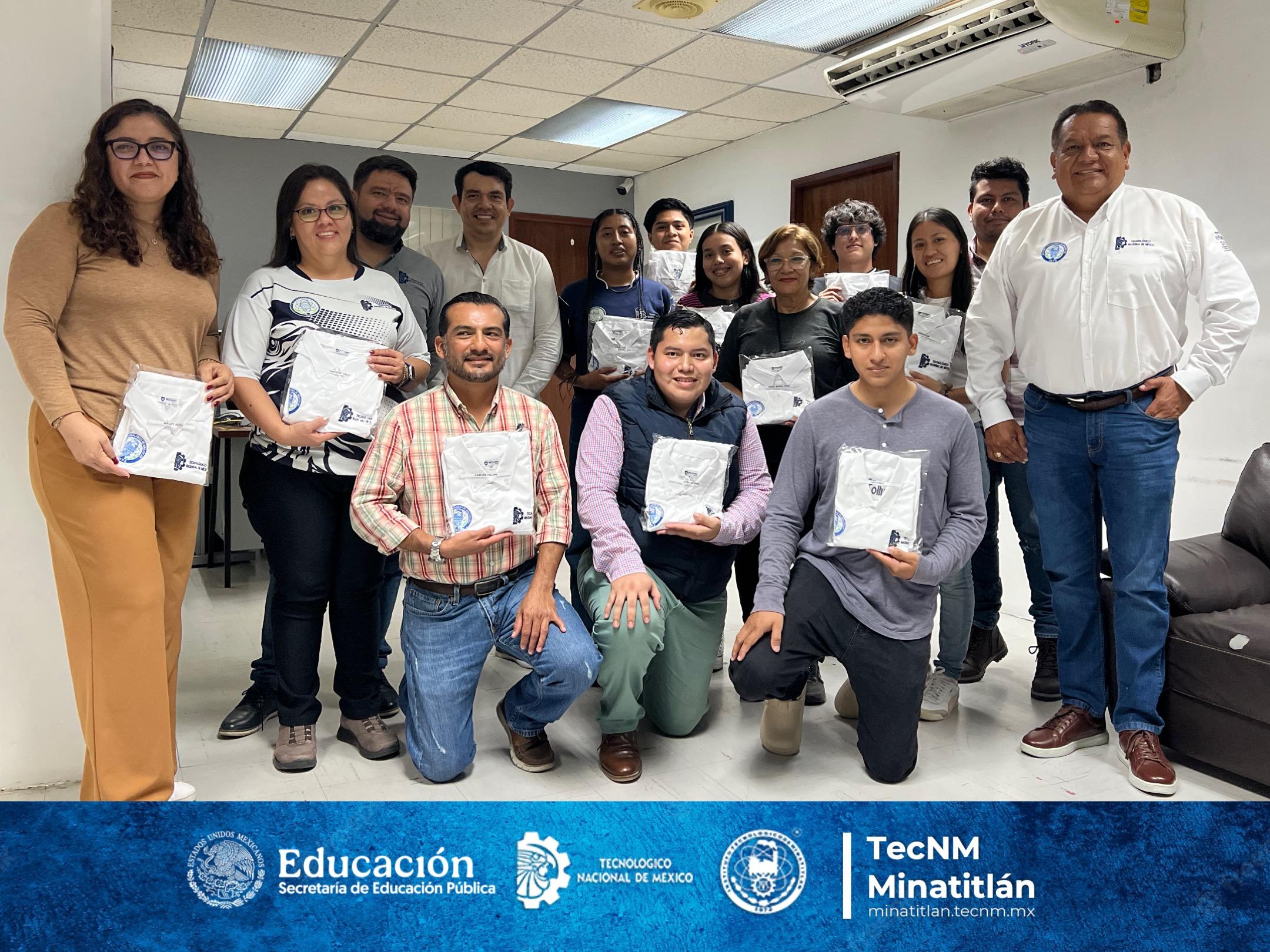 DELEGACIÓN DEL TECNOLÓGICO DE MINATITLÁN RECIBE CAMISAS INSTITUCIONALES Y EMPRENDEN SU VIAJE RUMBO A LA ETAPA NACIONAL DEL ENECBYCEA 2025 EN SAN JUAN DEL RIO, QUERÉTARO