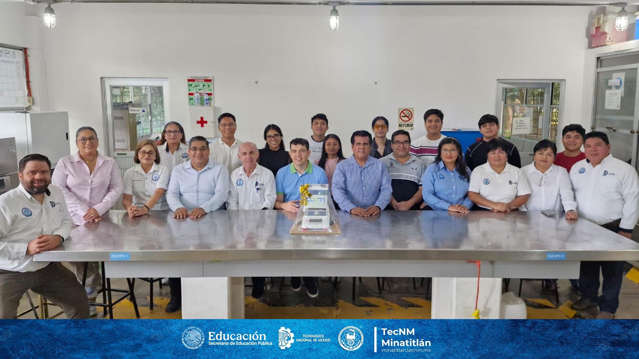 DONACIÓN DE BALANZA ANALÍTICA IMPULSA INVESTIGACIÓN AMBIENTAL EN EL TECNOLÓGICO DE MINATITLÁN