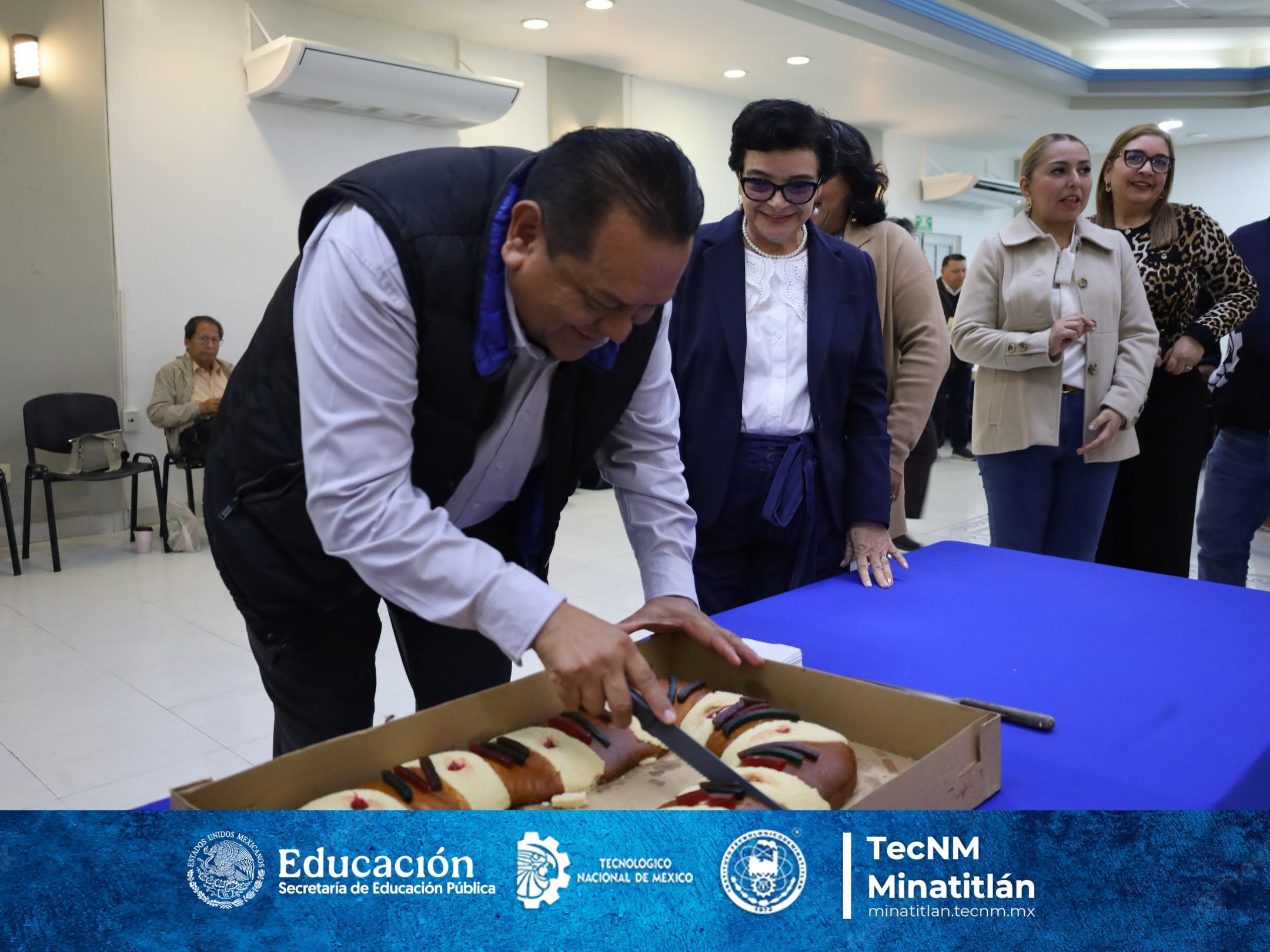 TRADICIONAL PARTIDA DE ROSCA DE REYES 2026 FORTALECE LA CONVIVENCIA EN EL TECNOLÓGICO DE MINATITLÁN