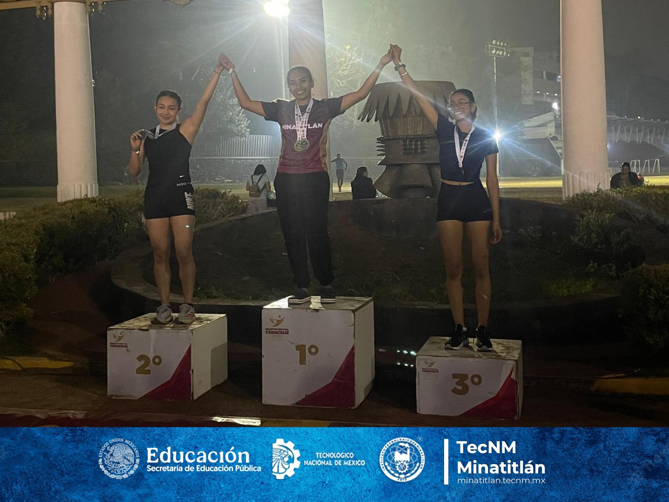 ESTUDIANTE DEL TECNOLÓGICO DE MINATITLÁN DESTACA EN COMPETENCIA ESTATAL DE ATLETISMO