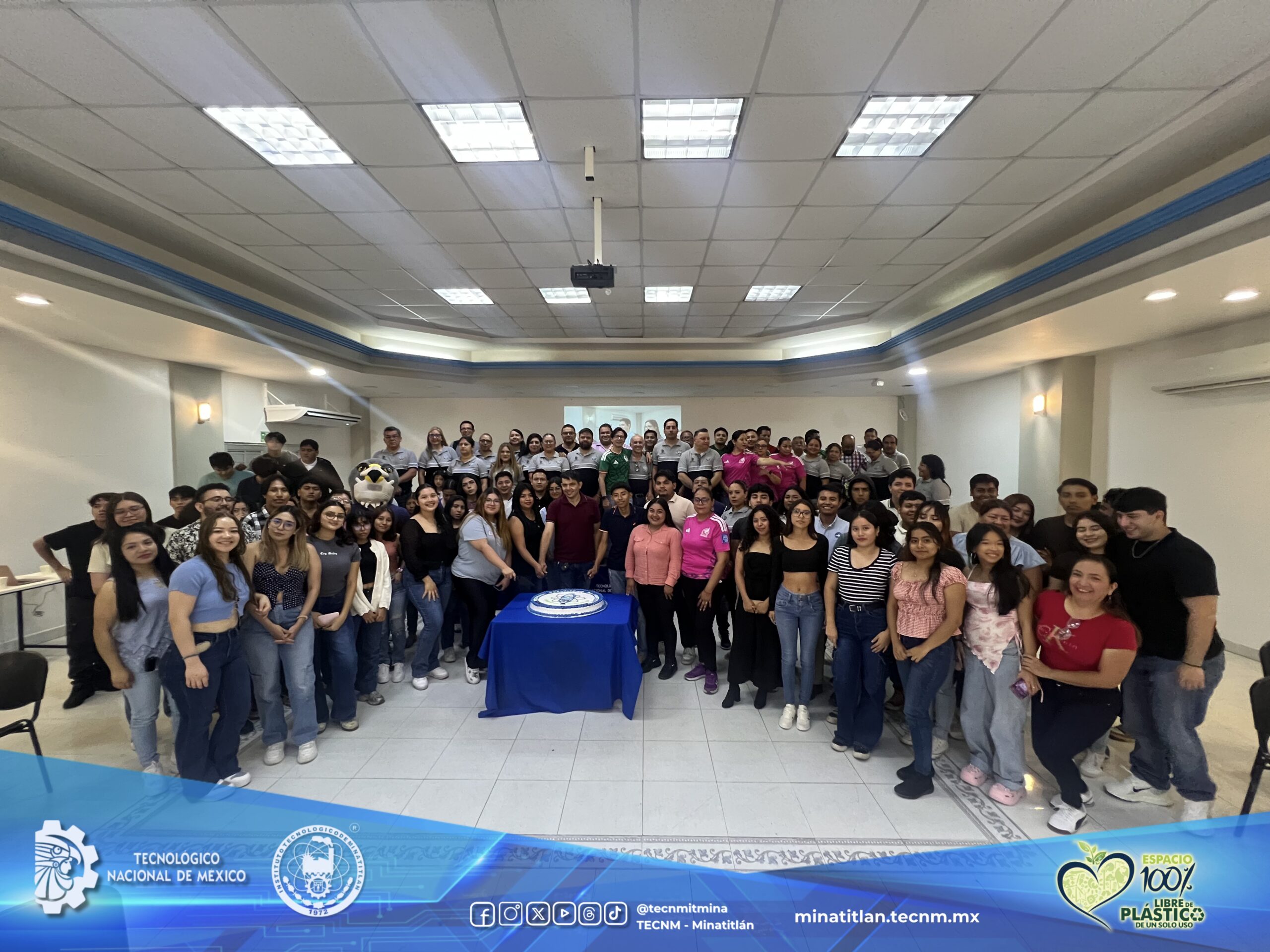 TECNOLÓGICO DE MINATITLÁN RECONOCEMOS EL ESFUERZO Y DEDICACIÓN DE ESTUDIANTES DE LA MODALIDAD MIXTA EN SU DÍA
