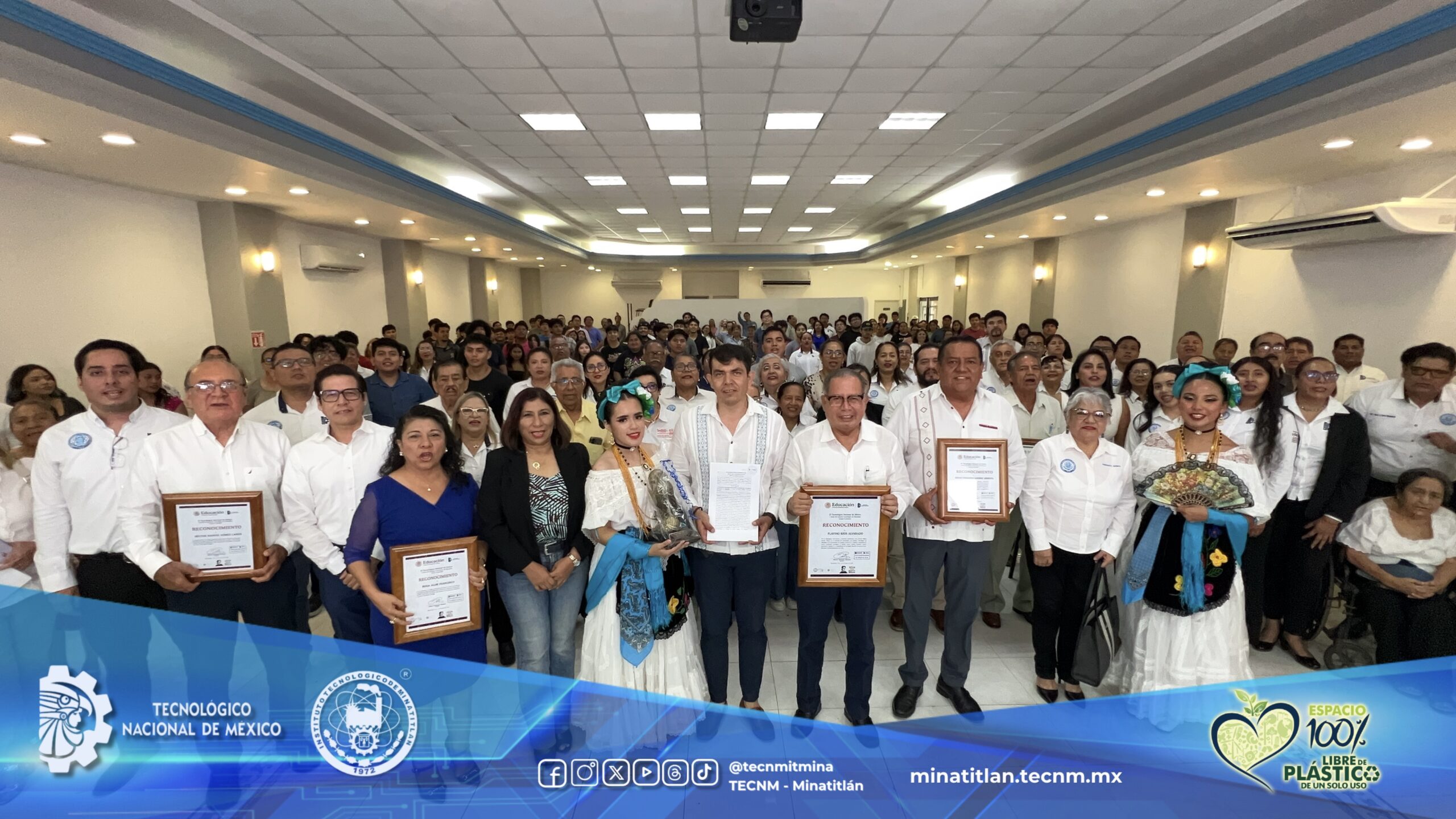 TECNOLÓGICO DE MINATITLÁN CONSOLIDA HECHO HISTÓRICO CON LA FORMALIZACIÓN DE SU PROCESO DE ESCRITURACIÓN