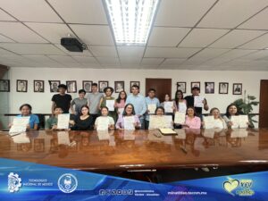 DIRECTOR DEL TECNOLÓGICO DE MINATITLÁN RECONOCE A PARTICIPANTES DEL INNOVATECNM 2025 E IMPULSA A LOS EQUIPOS QUE REPRESENTARÁN A LA INSTITUCIÓN EN LA ETAPA REGIONAL 2026