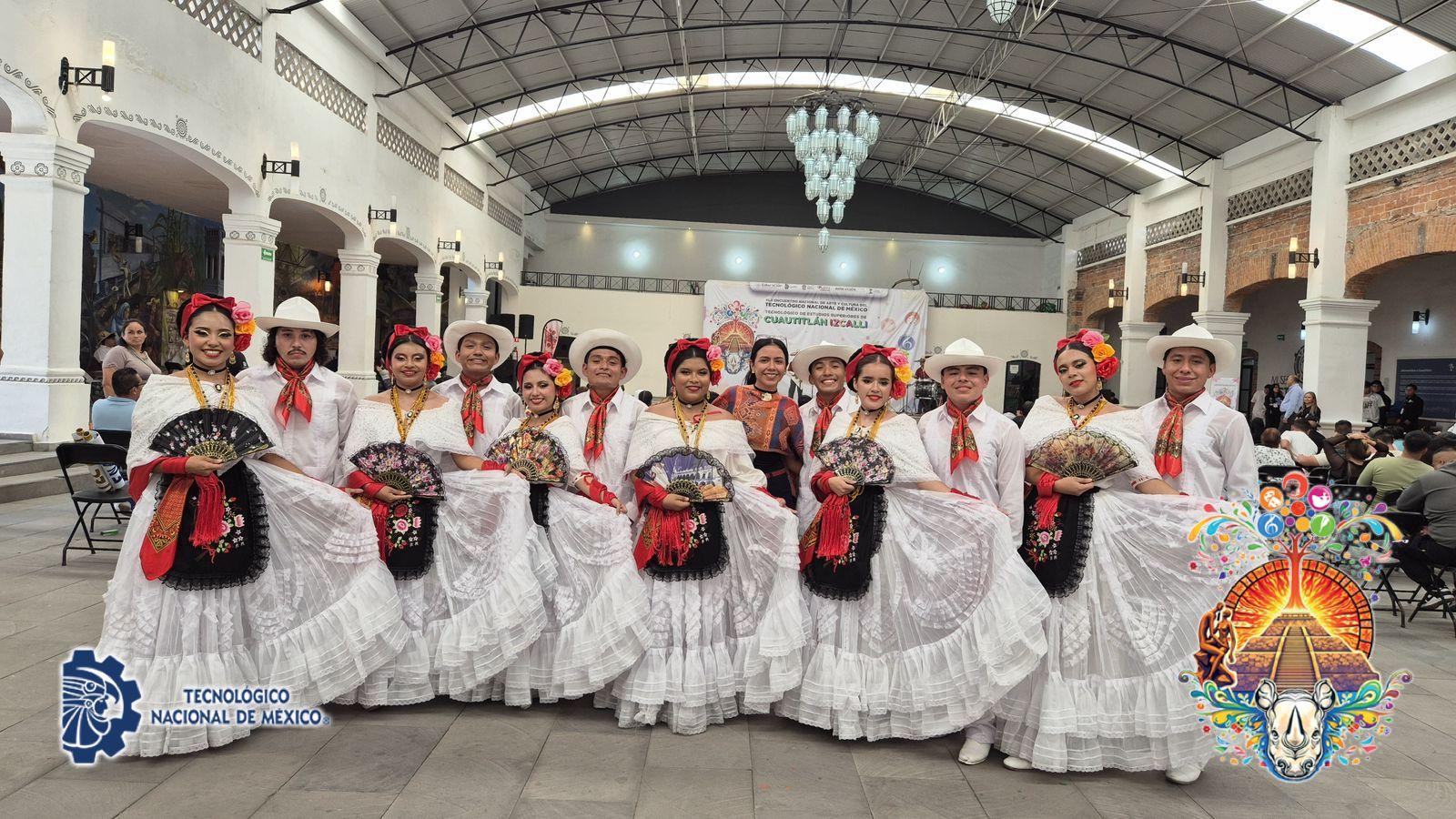 GRUPO DE DANZA FOLCLÓRICA LLEVA EL ORGULLO DEL TECNOLÓGICO DE MINATITLÁN EN SU ÚLTIMA PRESENTACIÓN EN VIVO EN EL ENAC2026