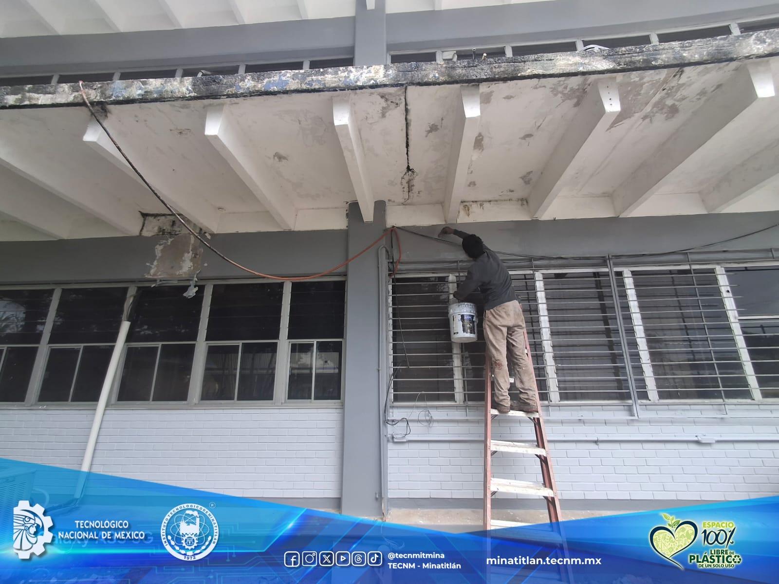 TECNOLÓGICO DE MINATITLÁN AVANZA EN EL MANTENIMIENTO DEL EDIFICIO A